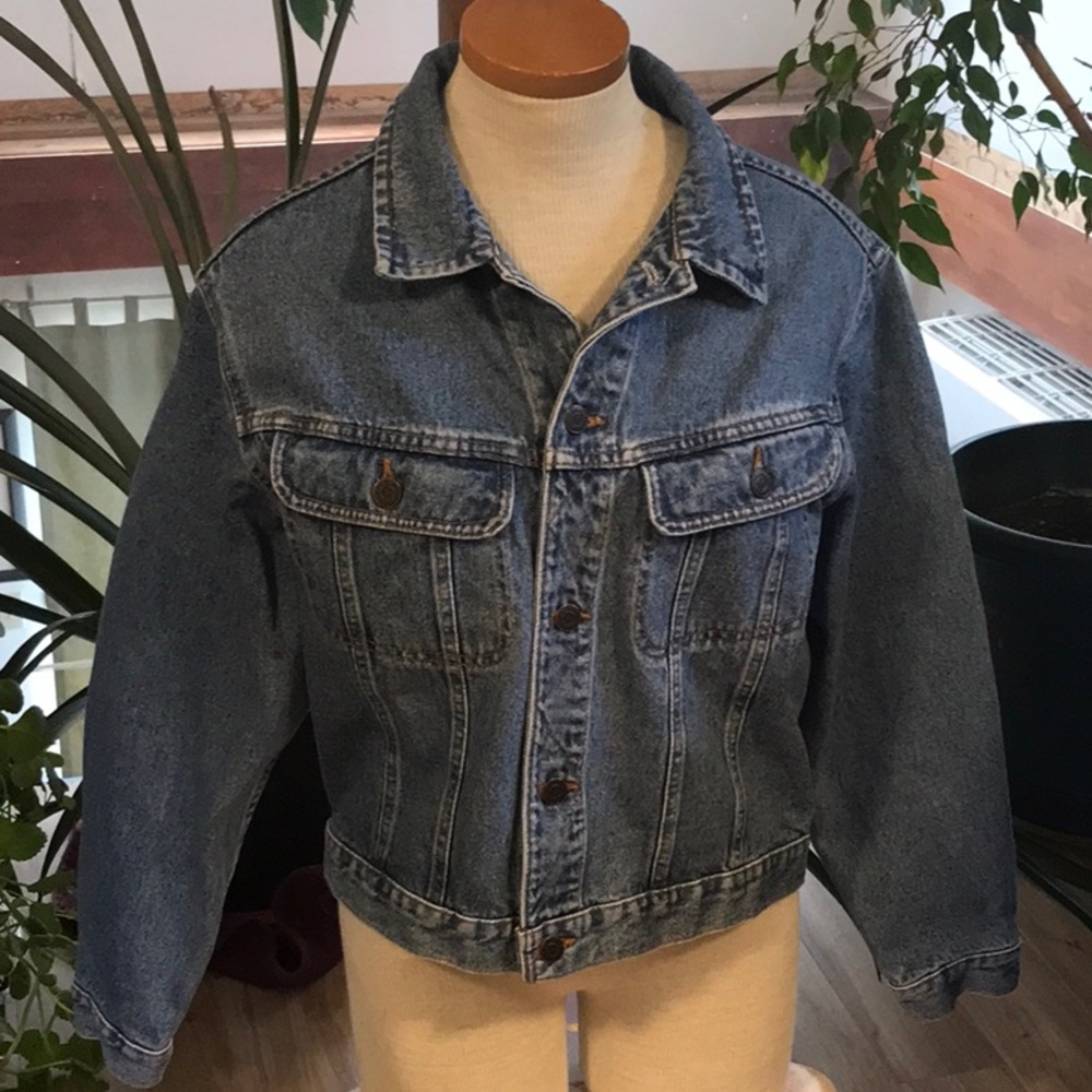 Vintage International Denim Jacket🇨🇦
